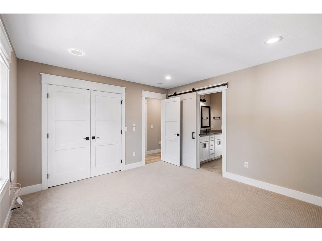540 Holly Avenue Saint Paul MN 55102 7089127 image34