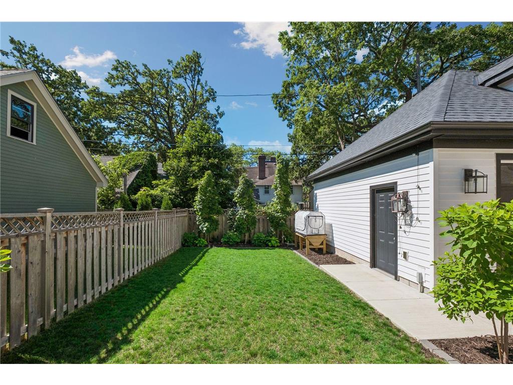 540 Holly Avenue Saint Paul MN 55102 7089127 image46