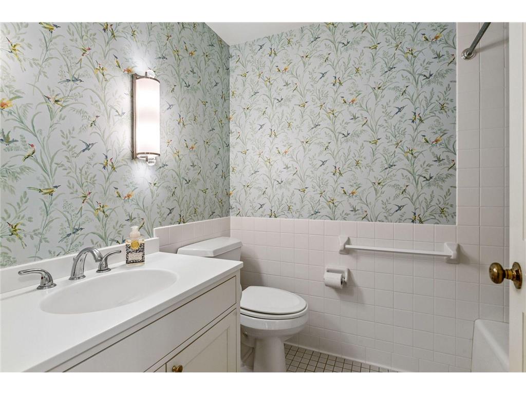 540 Indian Mound Street #1A Wayzata MN 55391 - Lake Minnetonka 7047326 image21