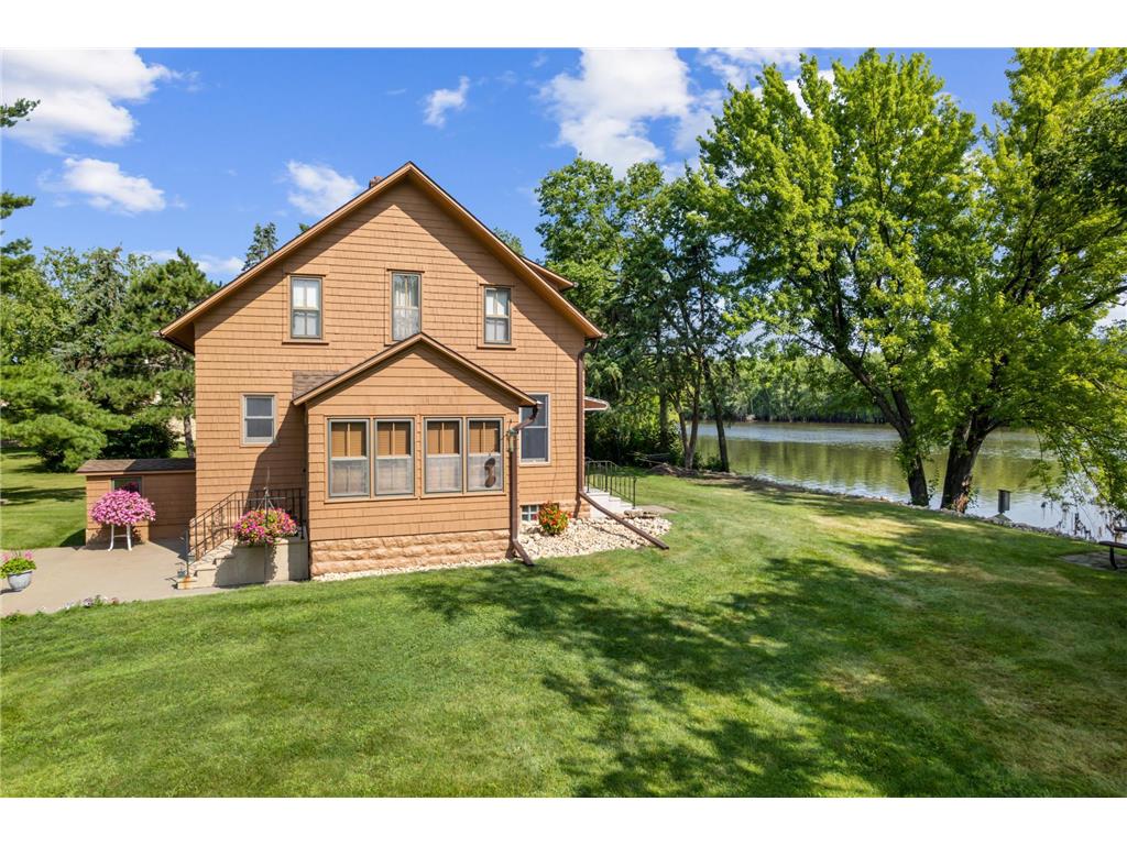 540 Prairie Island Road N, Winona, MN, 55987 MLS 6560150 Edina Realty