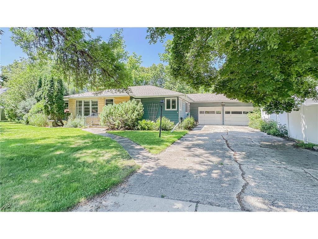 540 S 8th Street Bird Island MN 55310 6750413 image1