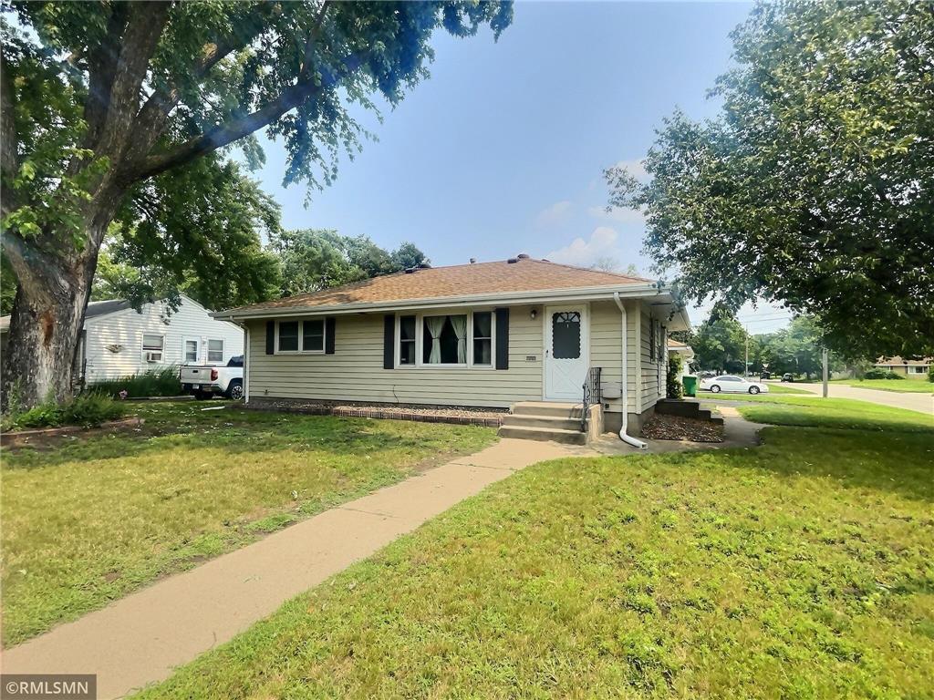 5400 James Avenue N Brooklyn Center MN 55430 6572476 image1