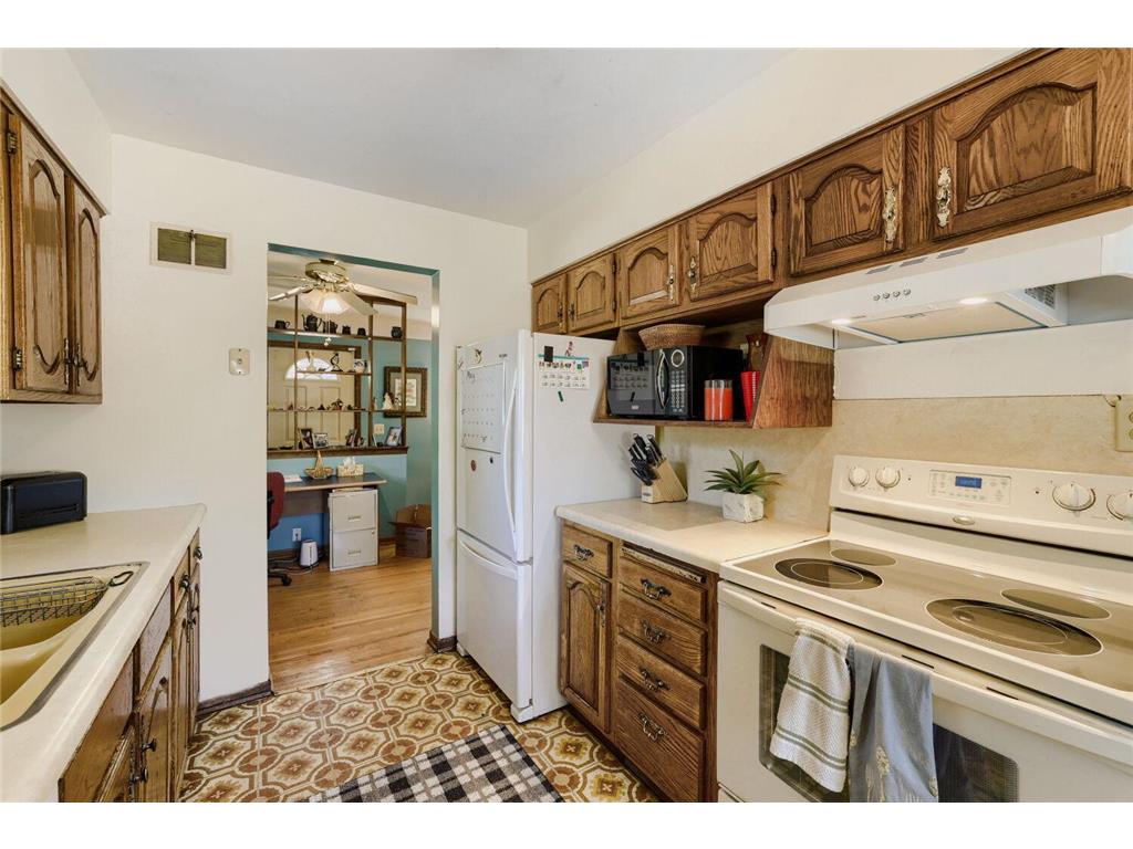5400 Knox Avenue N Brooklyn Center MN 55430 7079272 image7