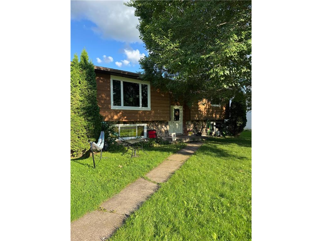 5402 Cumming Avenue Superior WI 54880 6772599 image1