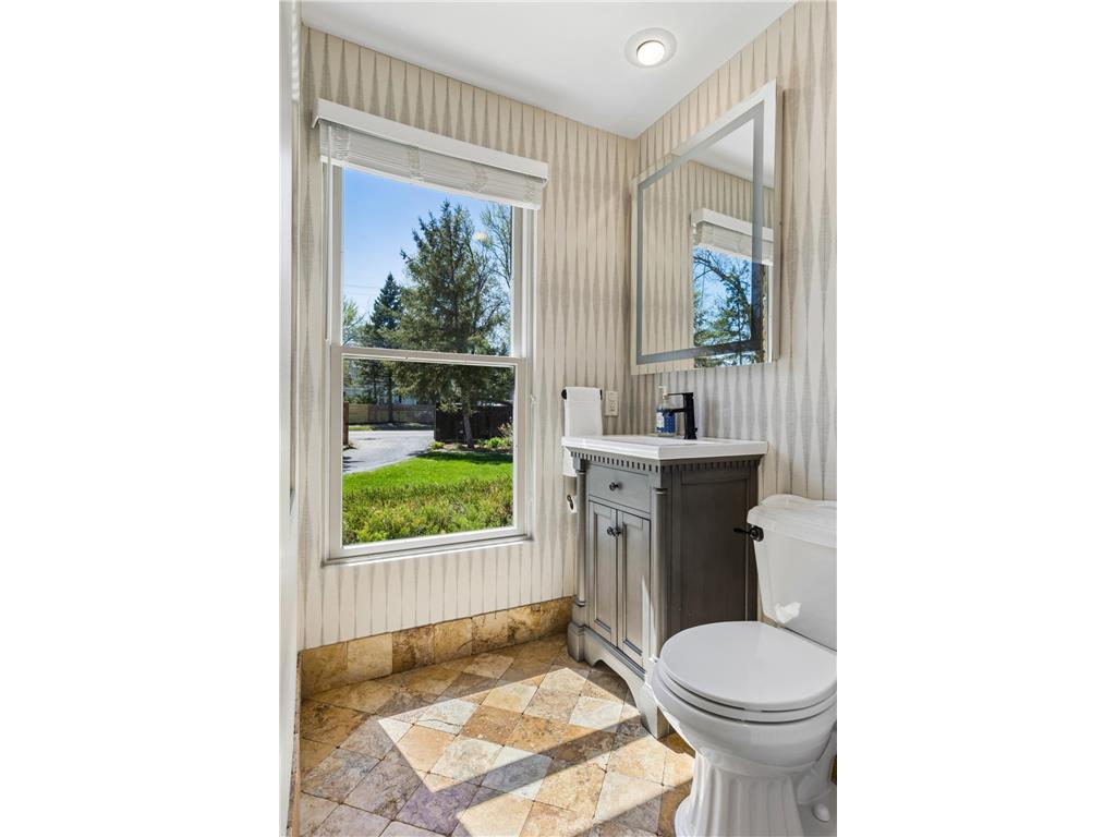 5404 Interlachen Boulevard Edina MN 55436 7056421 image31