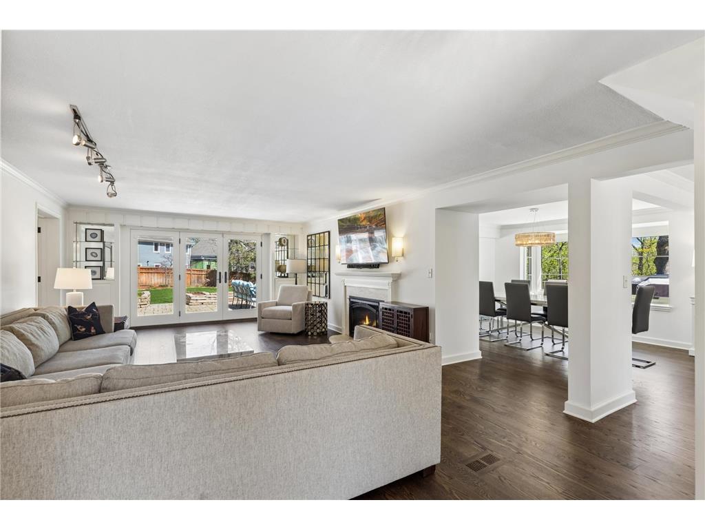 5404 Interlachen Boulevard Edina MN 55436 7056421 image4