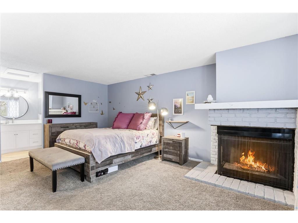 5407 W Brenner Pass Fridley MN 55432 6825196 image11