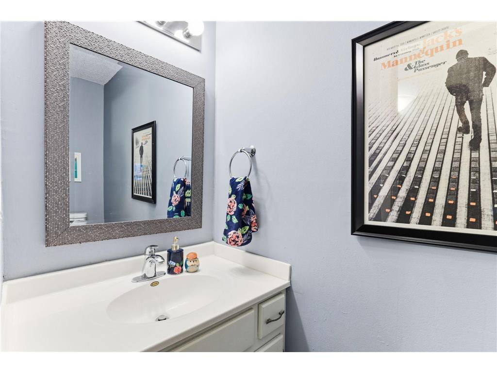 5407 W Brenner Pass Fridley MN 55432 6825196 image8