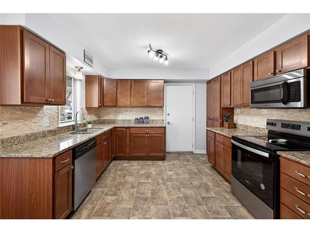 5409 Rhode Island Avenue N New Hope MN 55428 7073305 image17
