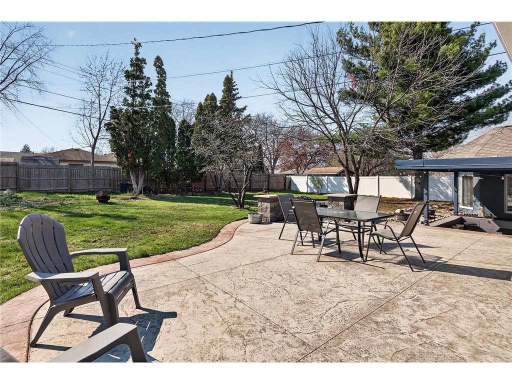 5409 Rhode Island Avenue N New Hope MN 55428 7073305 image3