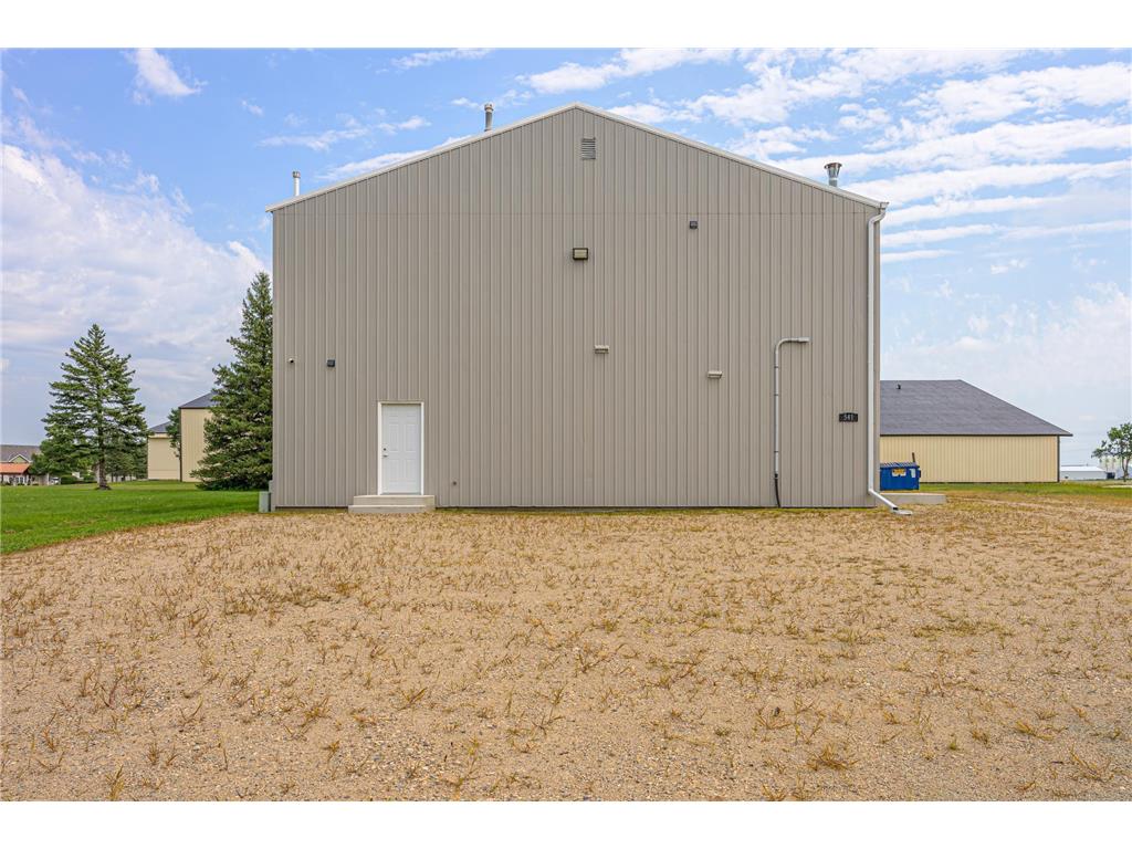 541 8th Street E Hector MN 55342 6769523 image18