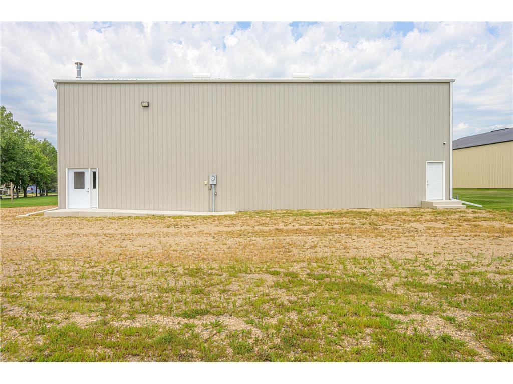 541 8th Street E Hector MN 55342 6769523 image19