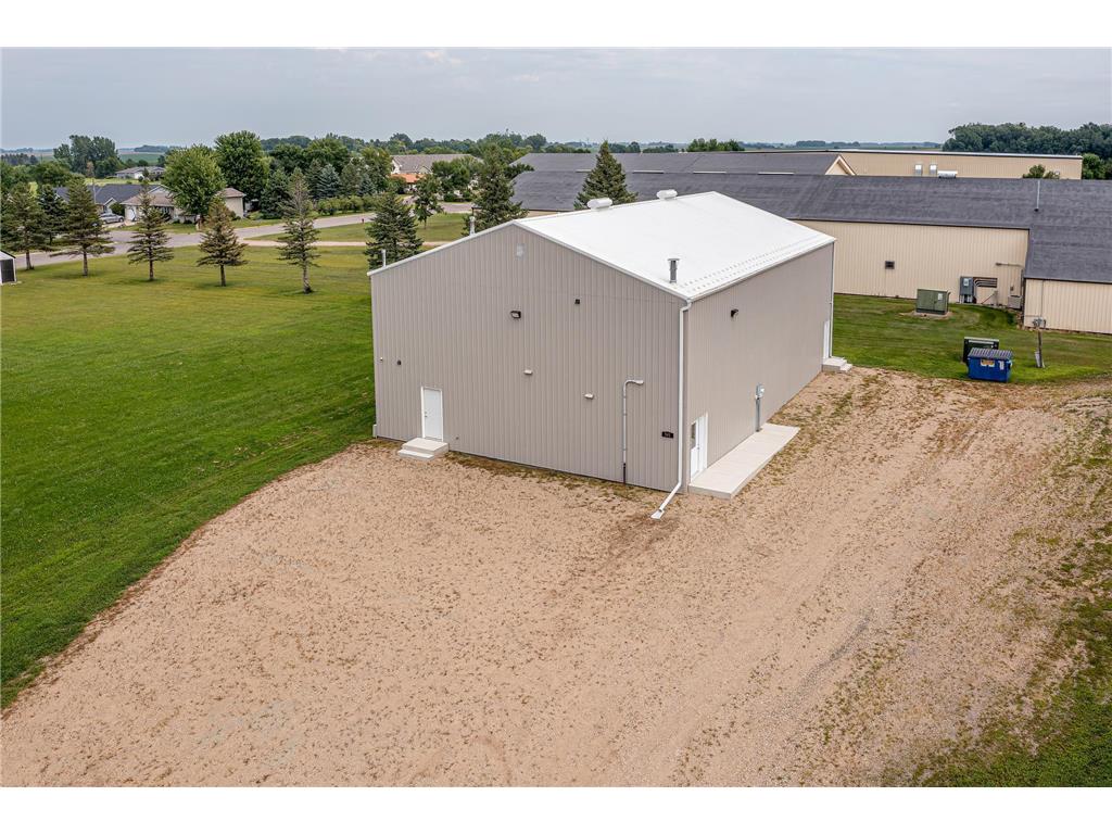 541 8th Street E Hector MN 55342 6769523 image2