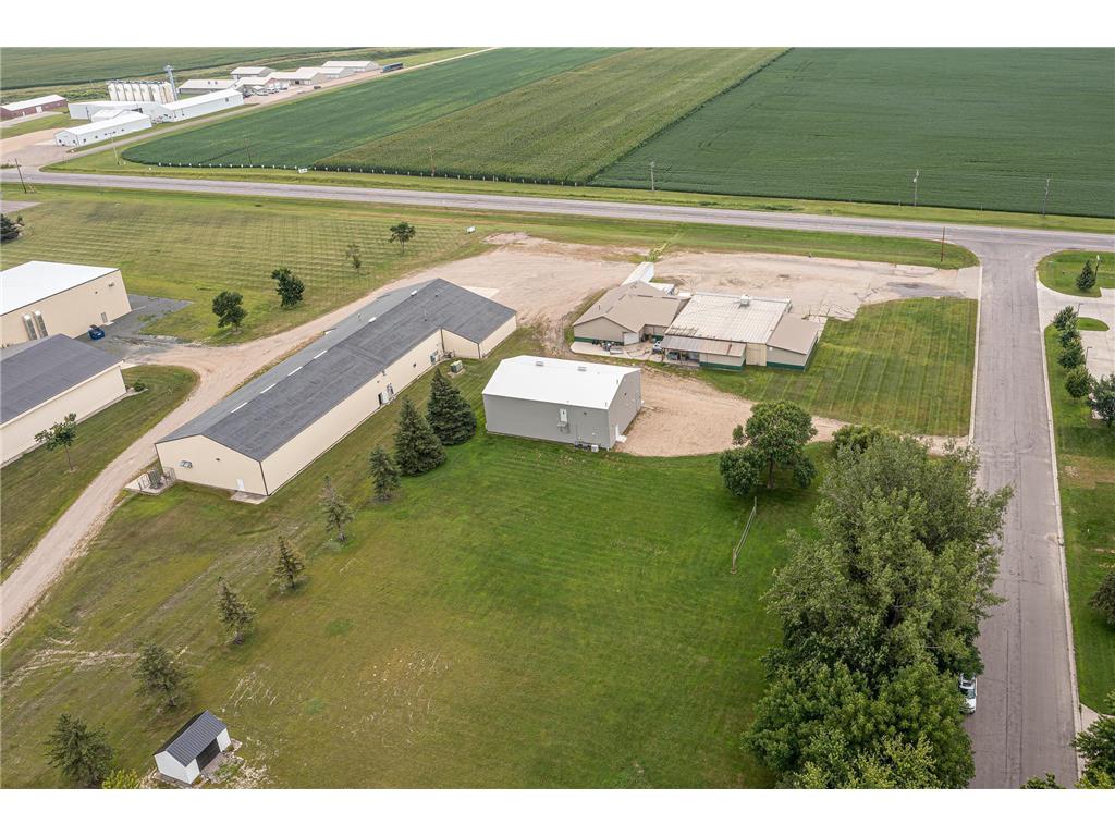 541 8th Street E Hector MN 55342 6769523 image24