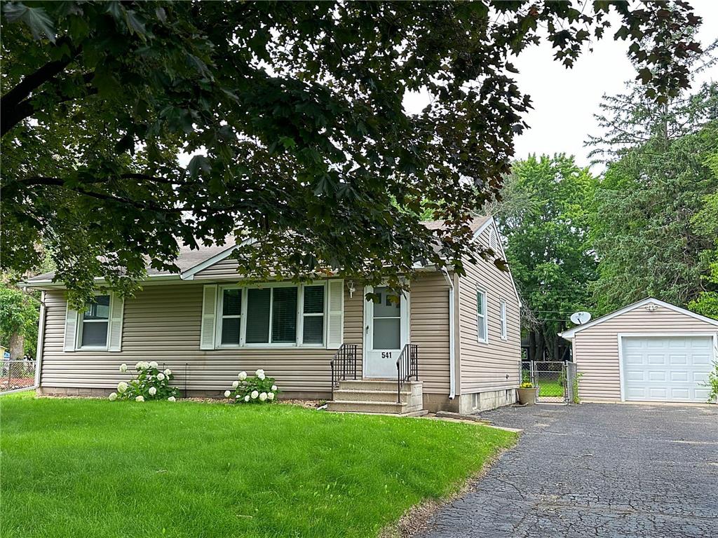 541 Doris Avenue Shoreview MN 55126 6567898 image1