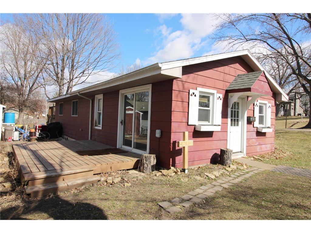 541 E Maple Street River Falls WI 54022 6506625 image1