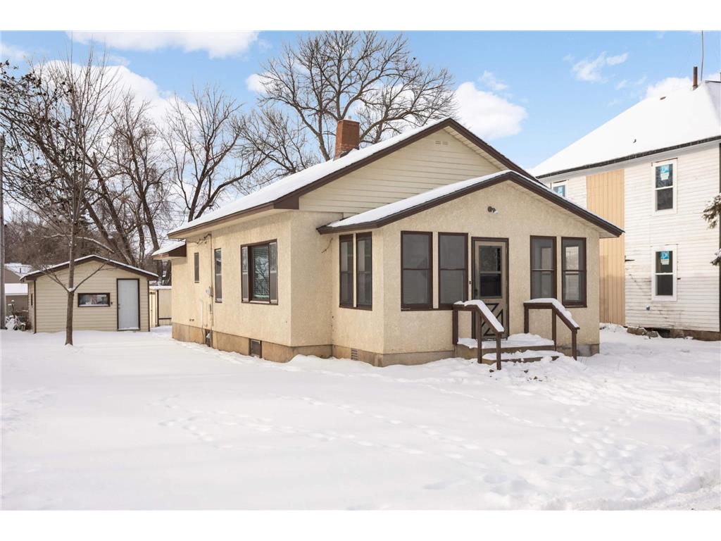 541 Lincoln Avenue South Haven MN 55382 6642124 image1