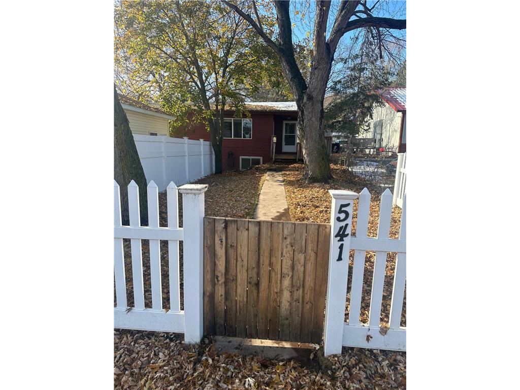 541 Oak Avenue S South Haven MN 55382 6626580 image1