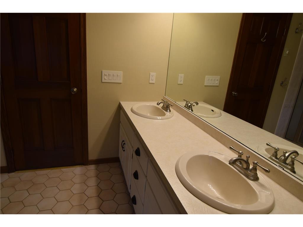 5410 S Park Drive Savage MN 55378 7078221 image22