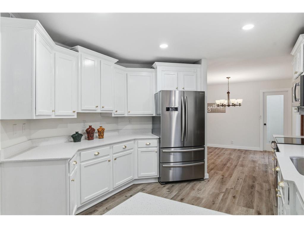 5411 Pine Lane North Branch MN 55056 7000884 image16