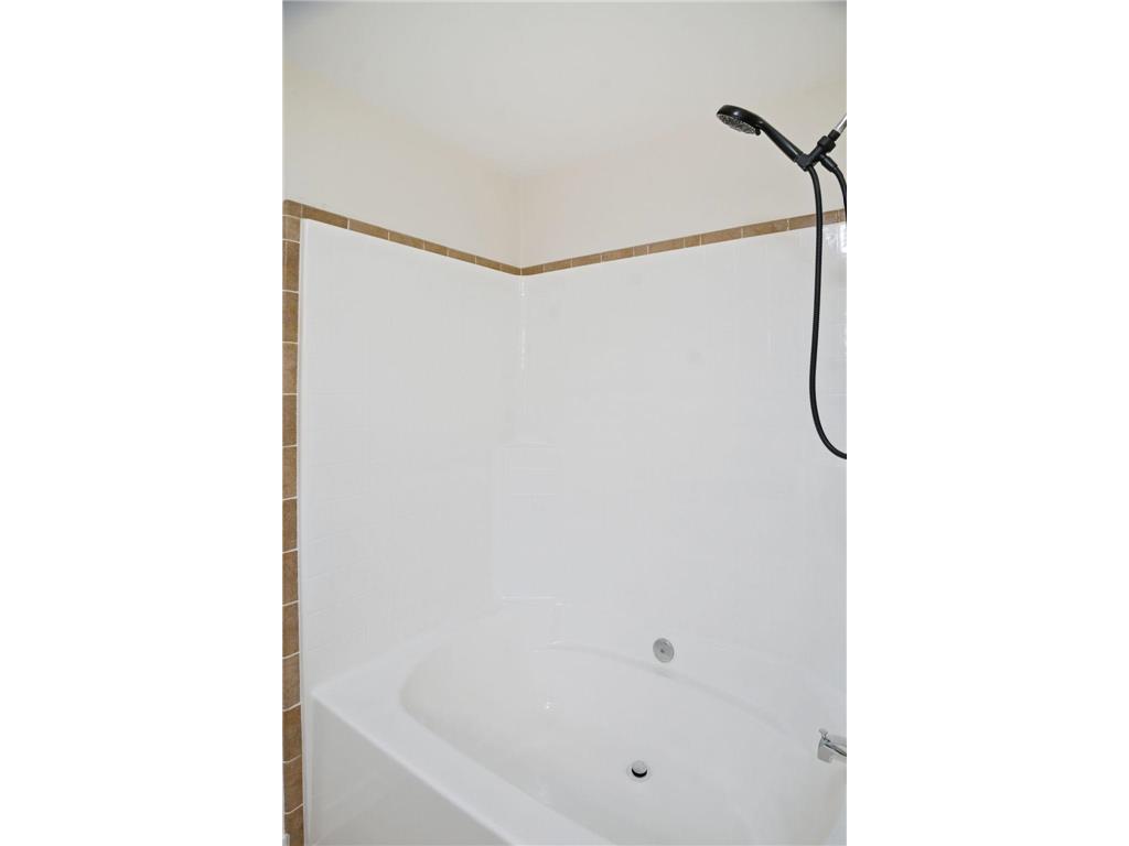 5411 Pine Lane North Branch MN 55056 7000884 image24