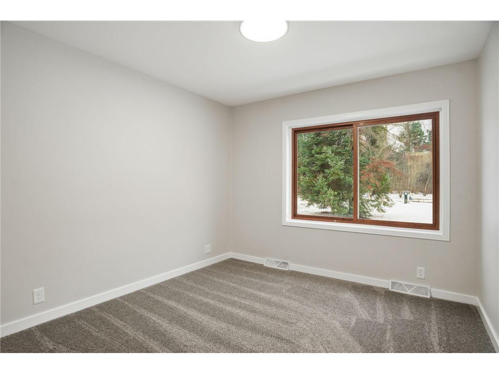 5411 Pine Lane North Branch MN 55056 7000884 image28