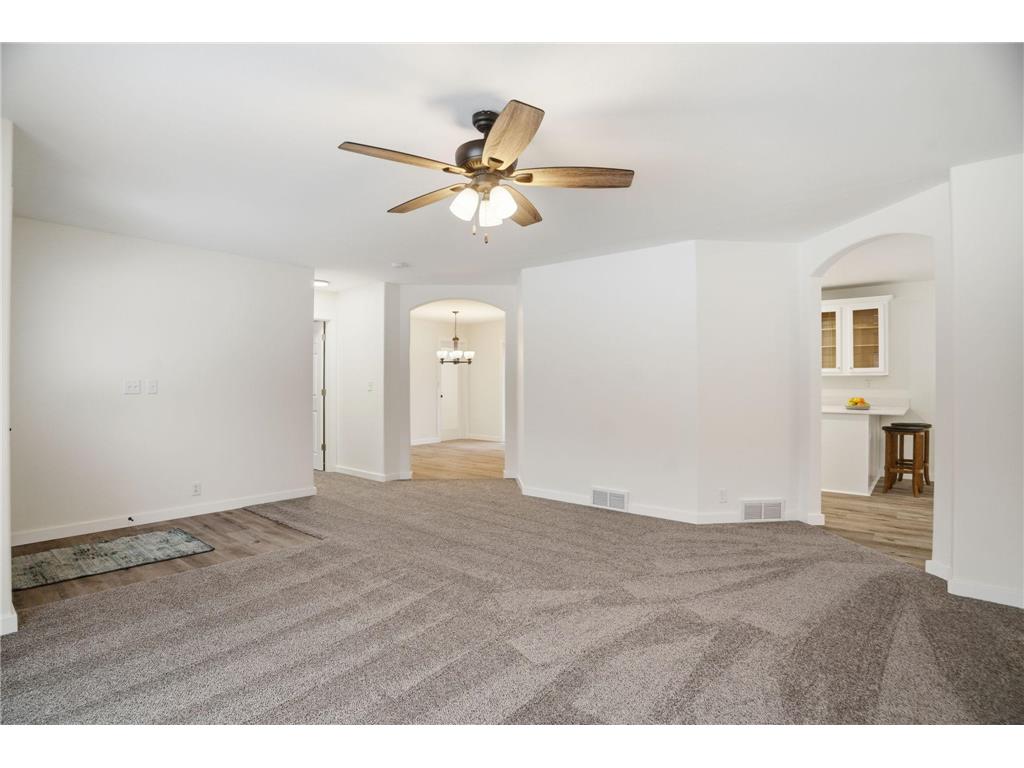 5411 Pine Lane North Branch MN 55056 7000884 image8