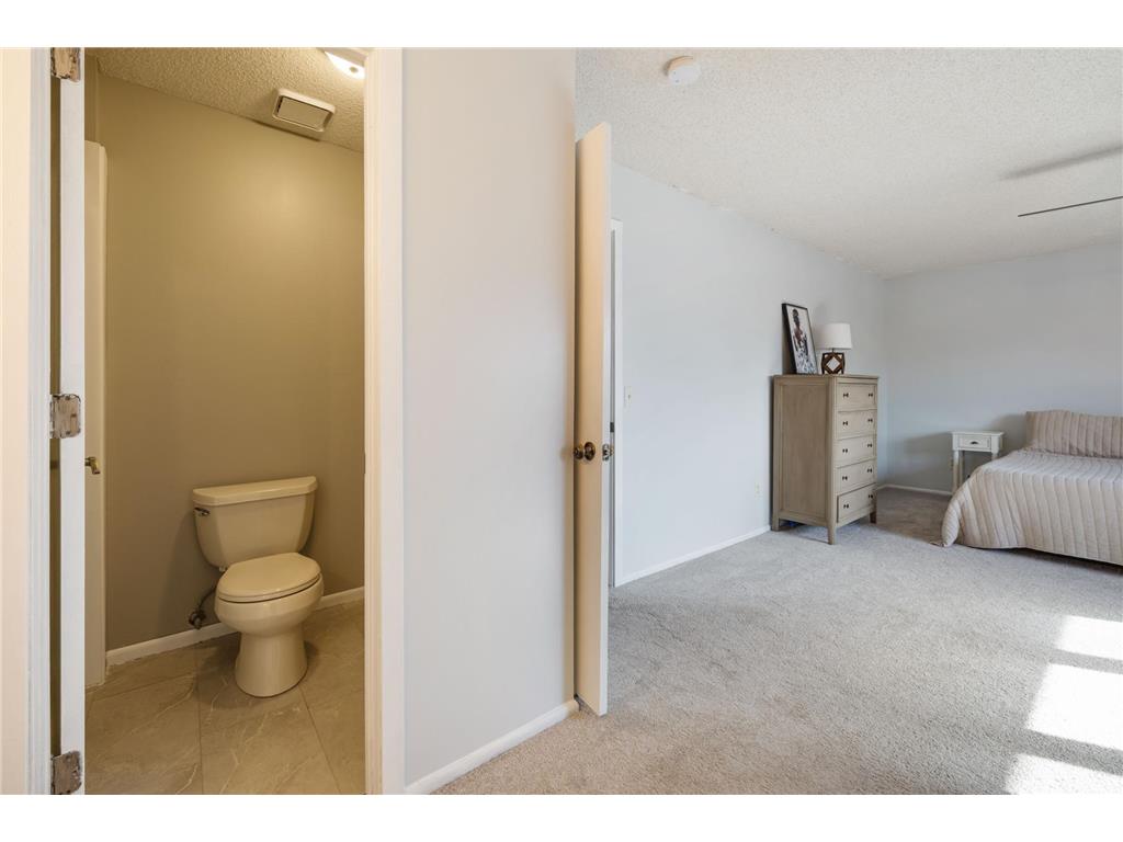5413 Upper 147th Street W Apple Valley MN 55124 7057901 image3