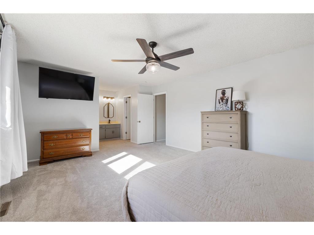5413 Upper 147th Street W Apple Valley MN 55124 7057901 image4