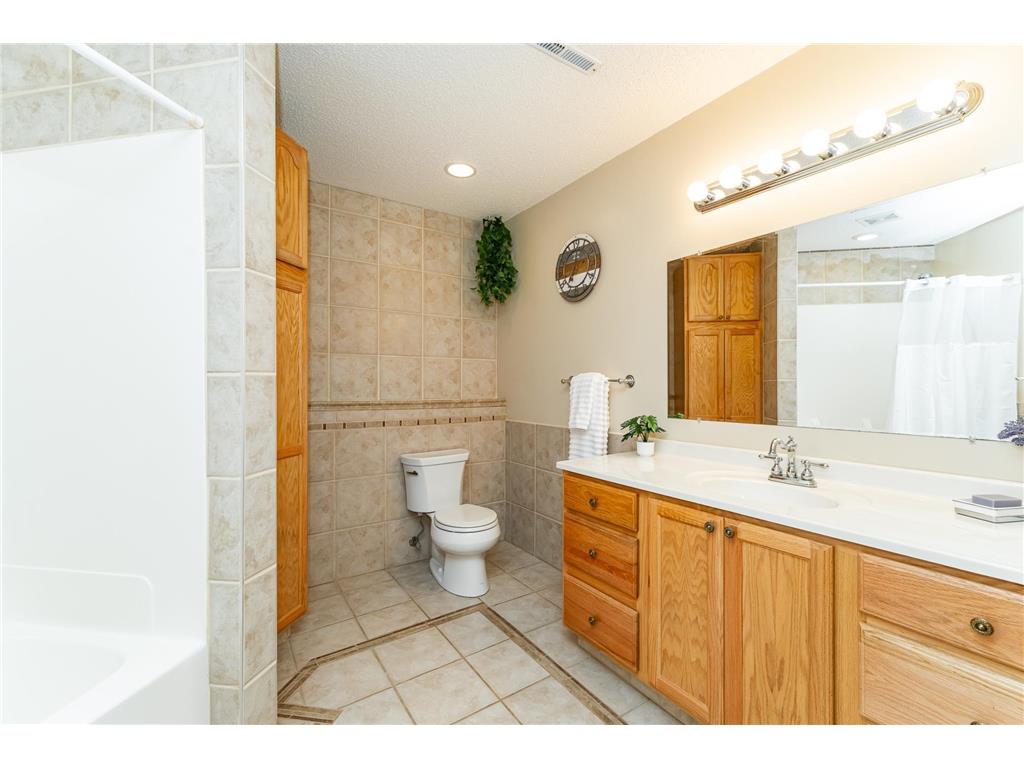 5415 51st Street NW Rochester MN 55901 7035590 image26