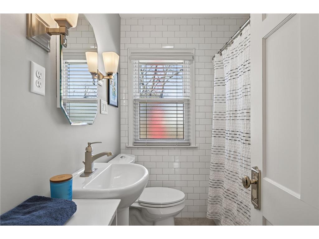5416 14th Avenue S Minneapolis MN 55417 7039202 image24