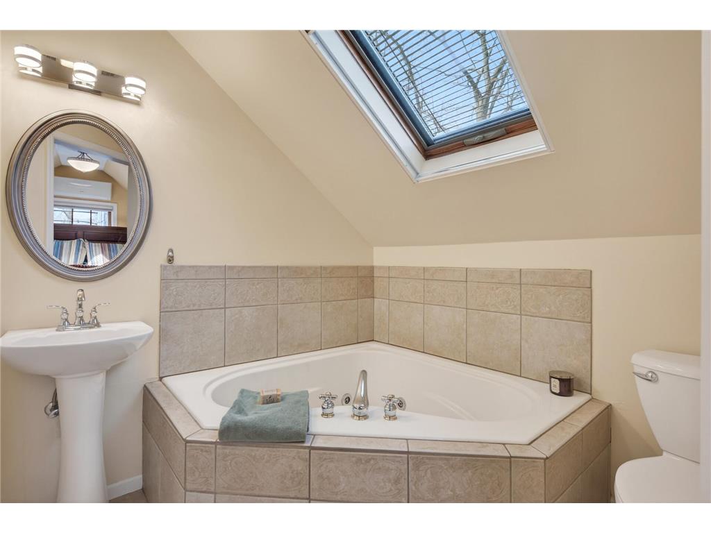 5416 14th Avenue S Minneapolis MN 55417 7039202 image32