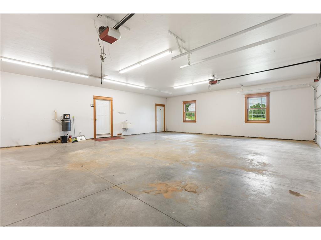 54185 232nd Avenue West Concord MN 55985 6742047 image23