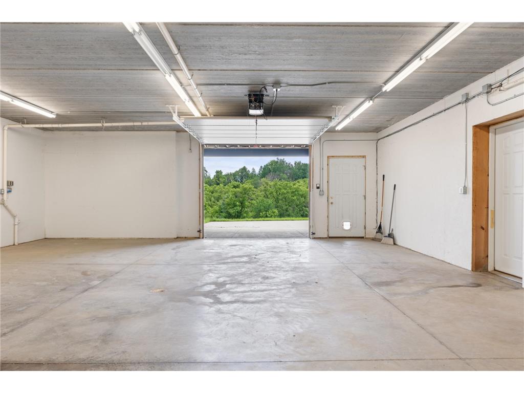 54185 232nd Avenue West Concord MN 55985 6742047 image24