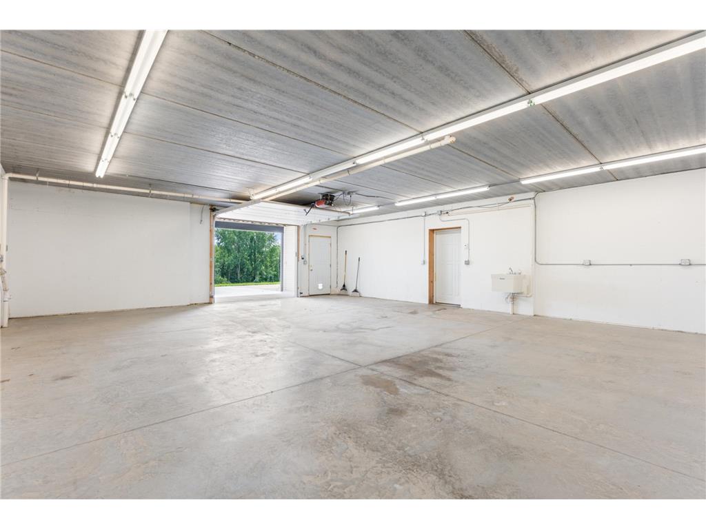 54185 232nd Avenue West Concord MN 55985 6742047 image25