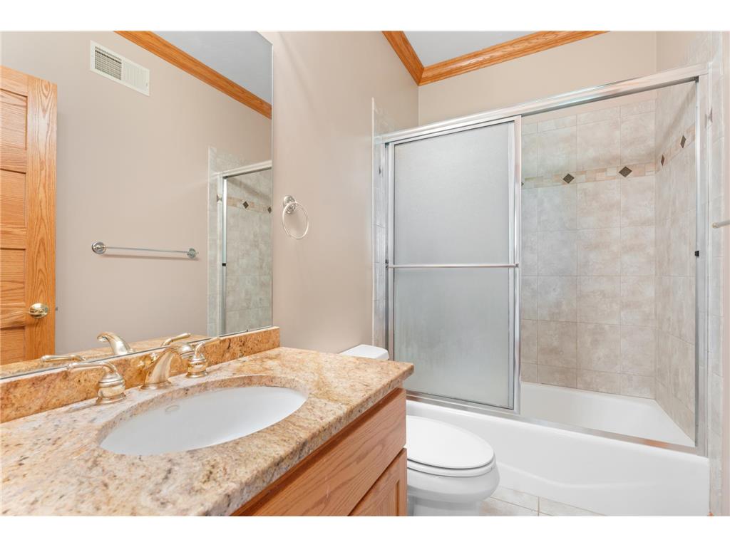 54185 232nd Avenue West Concord MN 55985 6742047 image29