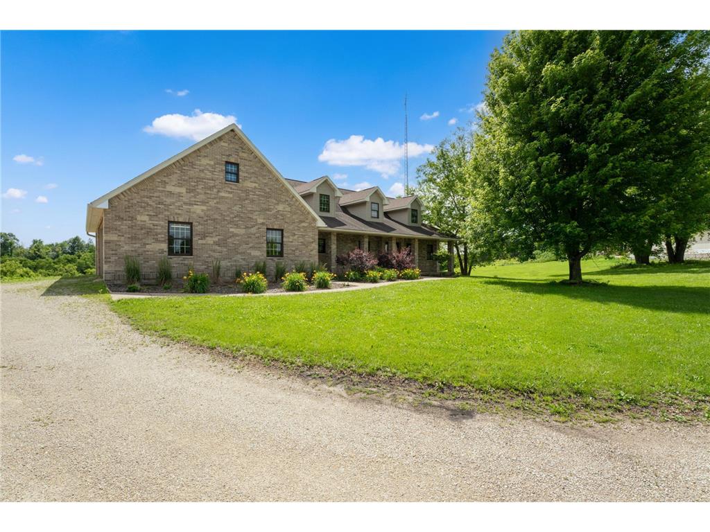 54185 232nd Avenue West Concord MN 55985 6742047 image36