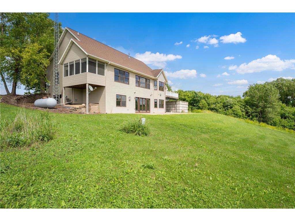 54185 232nd Avenue West Concord MN 55985 6742047 image38