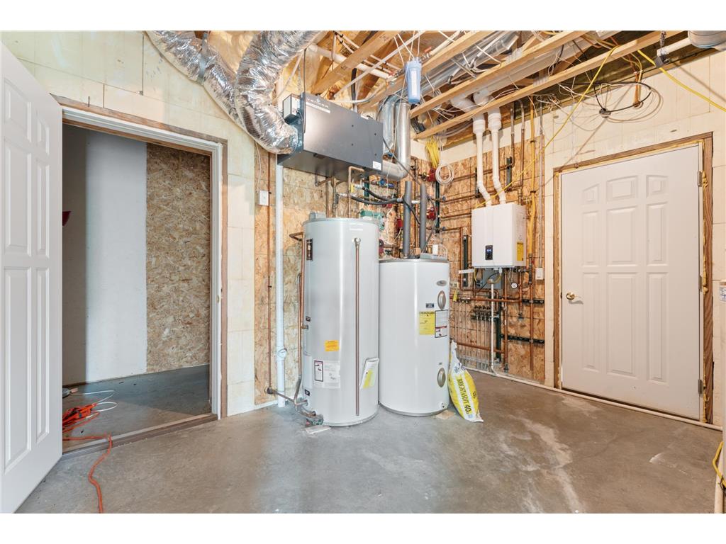 54185 232nd Avenue West Concord MN 55985 6742047 image44