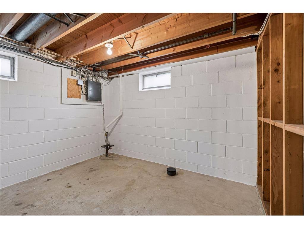 5419 50th Avenue N Crystal MN 55429 7048342 image23