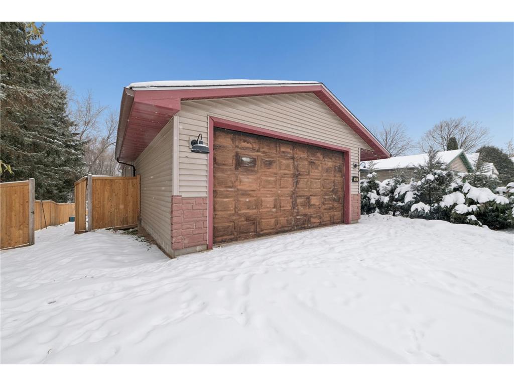 542 5th Avenue SW Cambridge MN 55008 6821733 image1