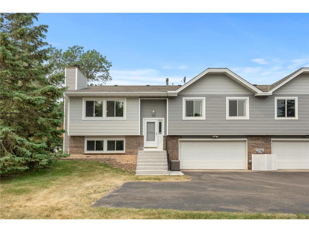 542 97th Lane NE Blaine MN 55434 6380168 image1