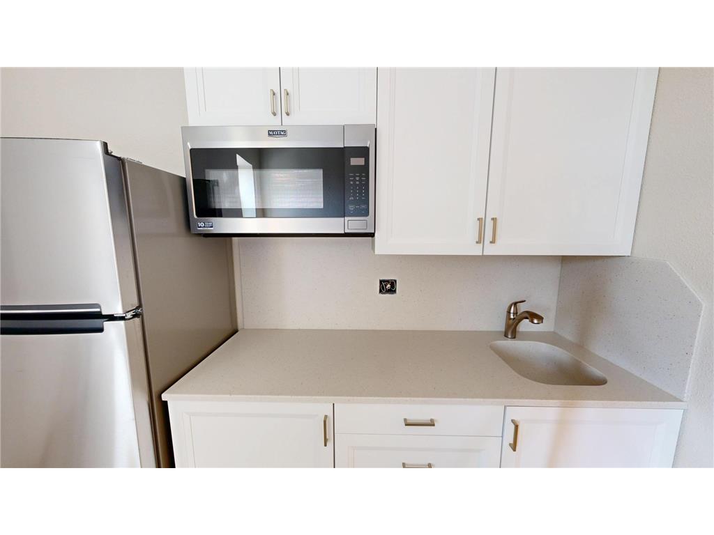 542 Benson Avenue SW #224 Efficient Willmar MN 56201 6727360 image4