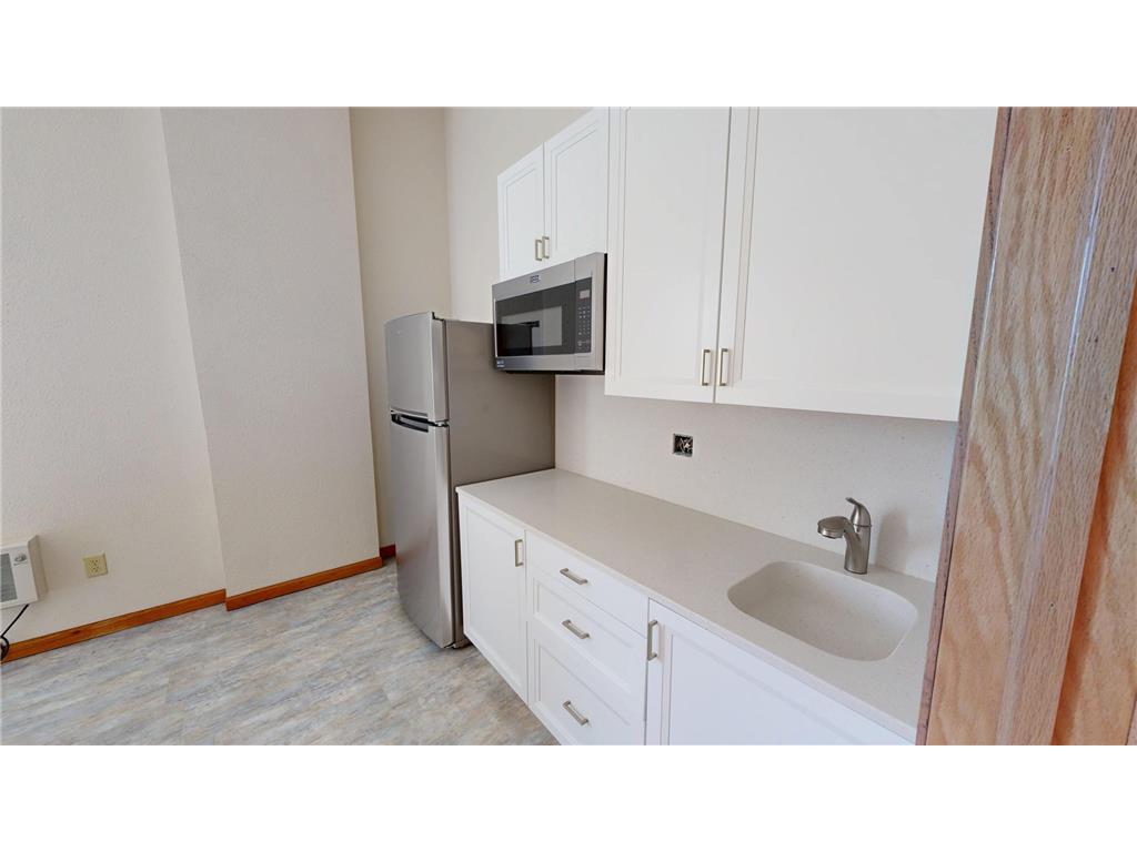 542 Benson Avenue SW #224 Efficient Willmar MN 56201 6727360 image5