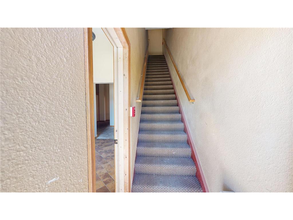 542 Benson Avenue SW #Dorm Type Dwelling Willmar MN 56201 6715597 image11