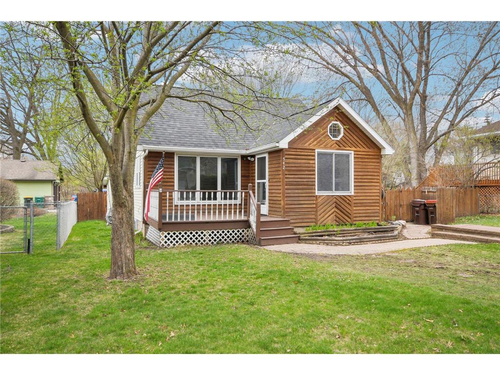 542 Grafton Avenue N Oakdale MN 55128 6696833 image2