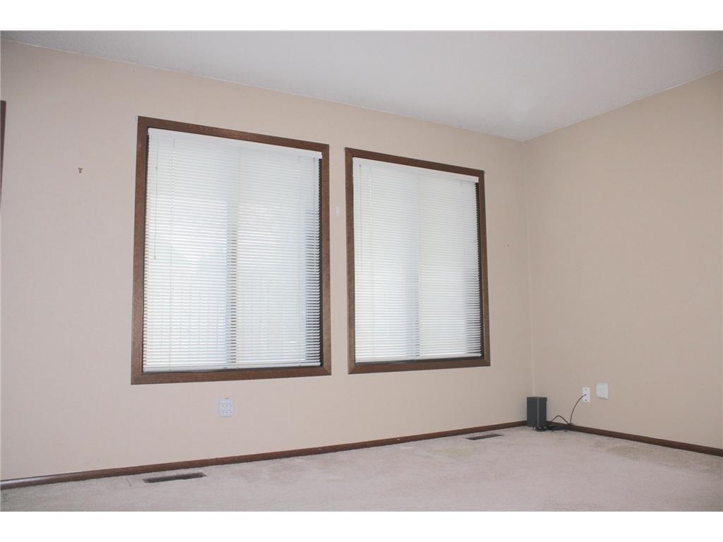 542 Graham Street SW Hutchinson MN 55350 7028421 image14