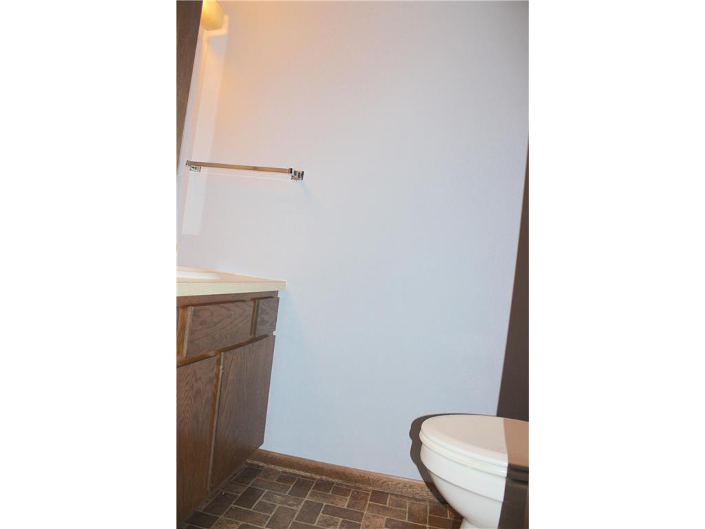 542 Graham Street SW Hutchinson MN 55350 7028421 image20