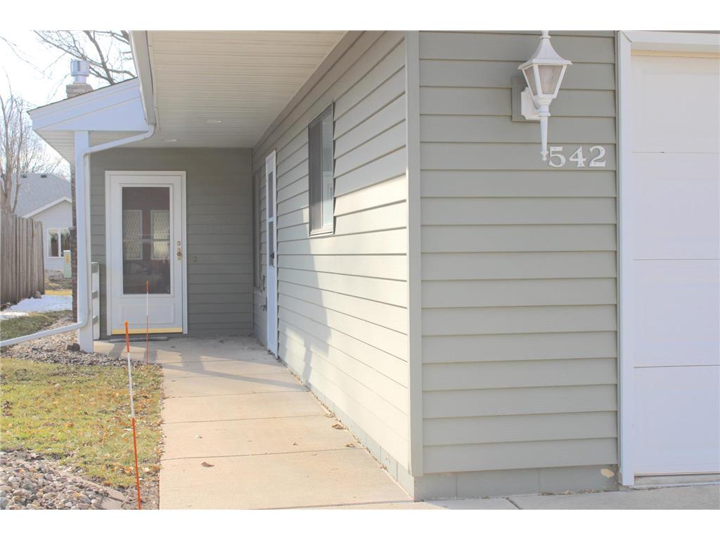 542 Graham Street SW Hutchinson MN 55350 7028421 image3
