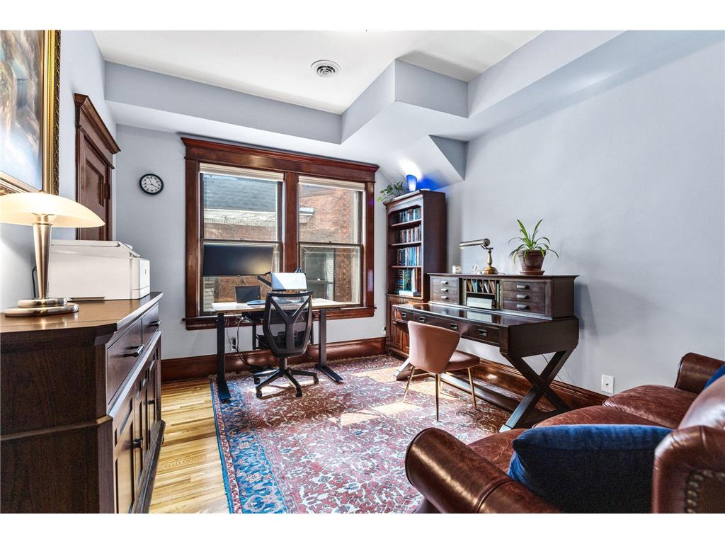 542 Portland Avenue Saint Paul MN 55102 6772103 image34